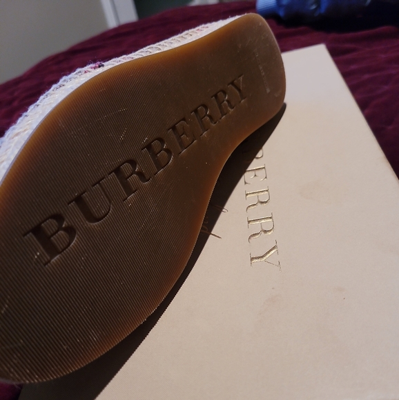 New Burberry Hodgeson Check Espadrille Flats Size 6.5 - Picture 3 of 11